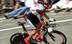 九游娱乐网页-马赛血拼荷兰，哈弗茨如何从争议中崛起，成为日耳曼战车的关键先生