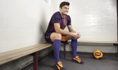 九游娱乐首页-红色风暴与橙色传奇，法拉利碾压威廉姆斯，维斯塔潘刷新纪录之夜