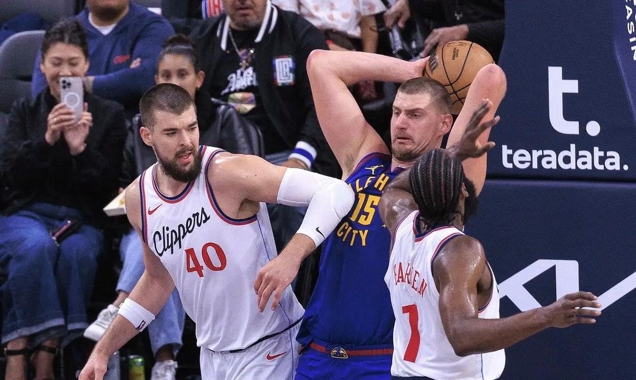 掘金横扫热火B队，麦科勒姆绝境逆转的简单介绍