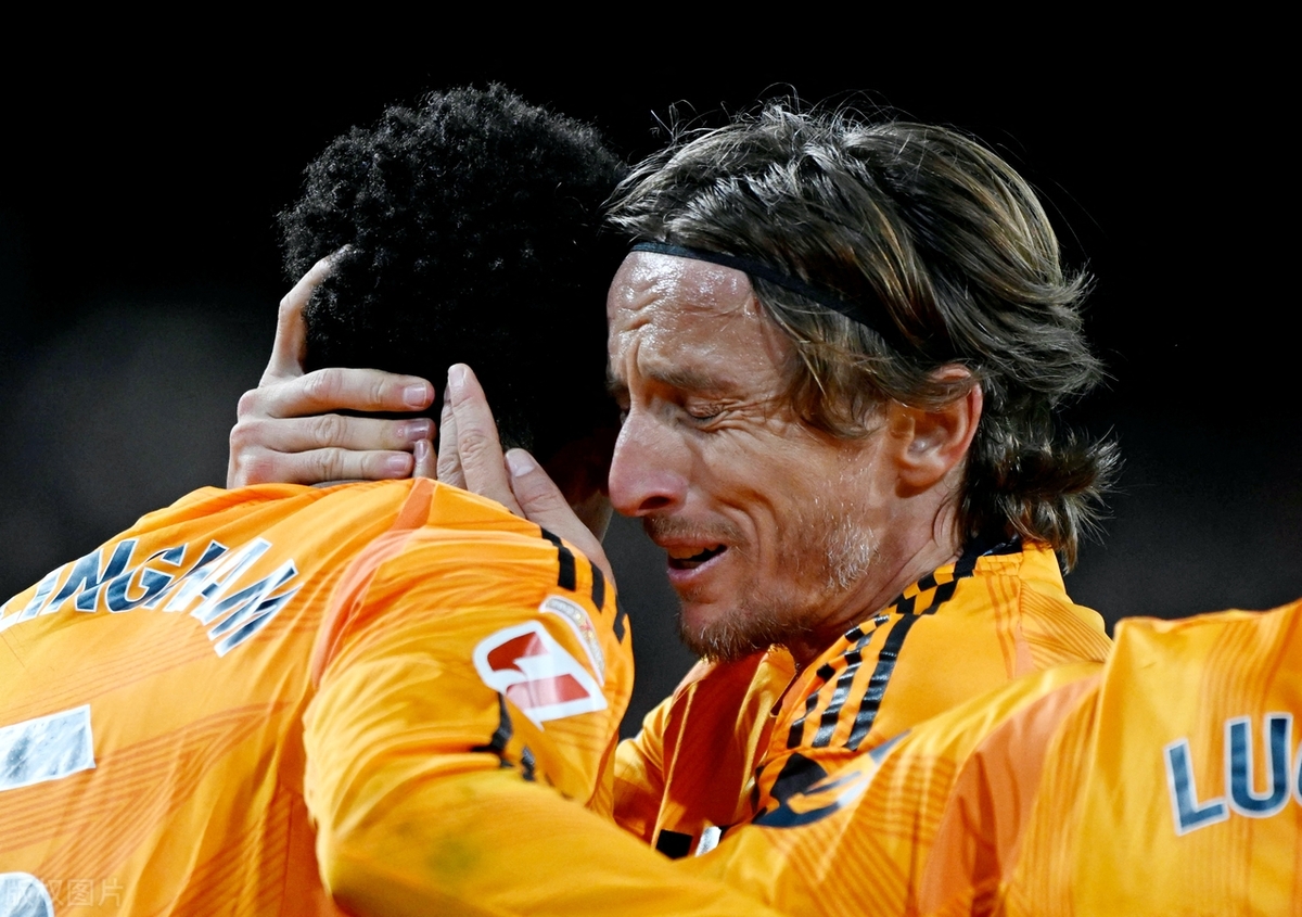 巴伦西亚困境，瓦伦西亚大获全胜