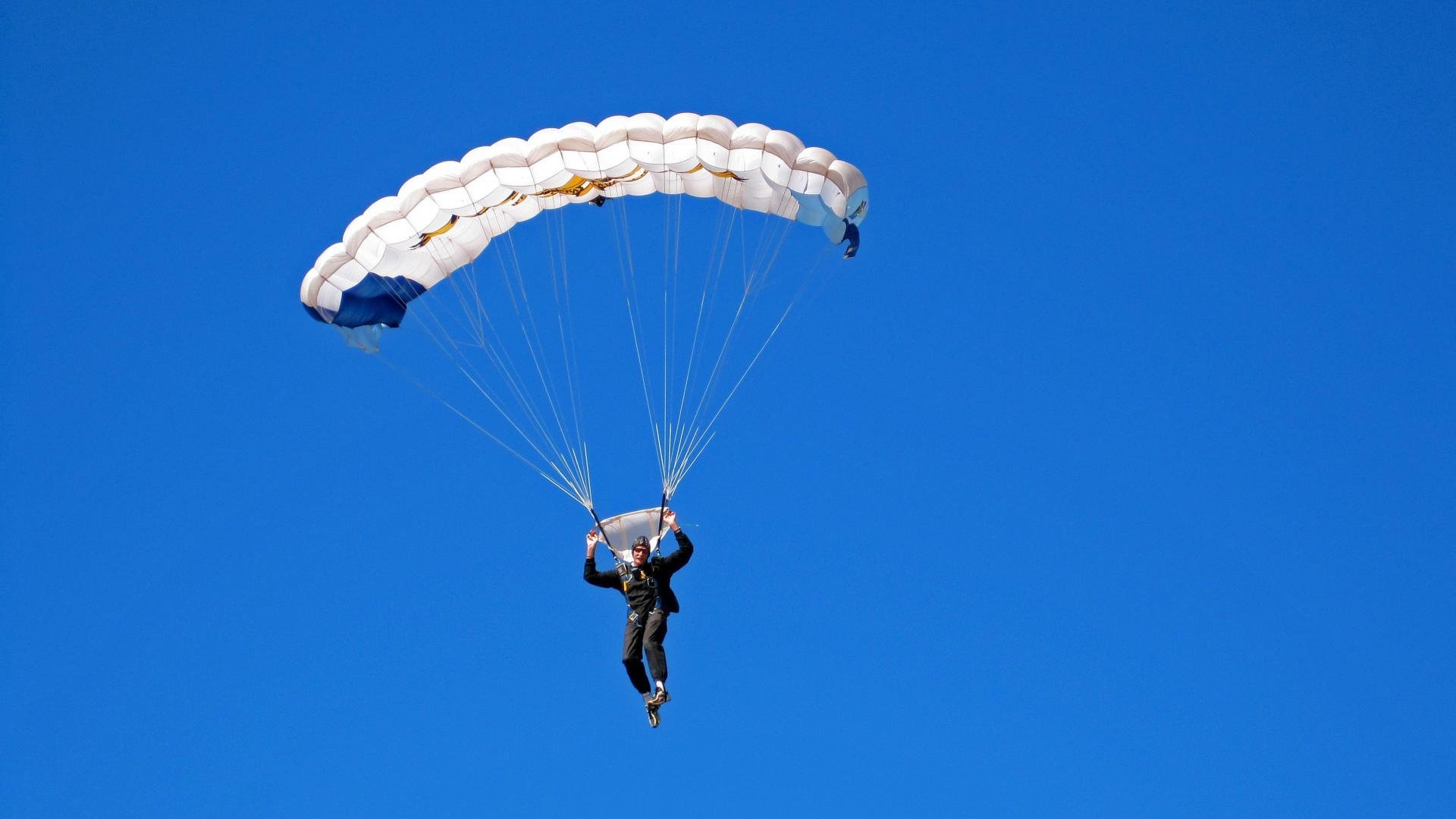 76人打穿篮网背后，欧文如何从关键先生到关键先生的蜕变