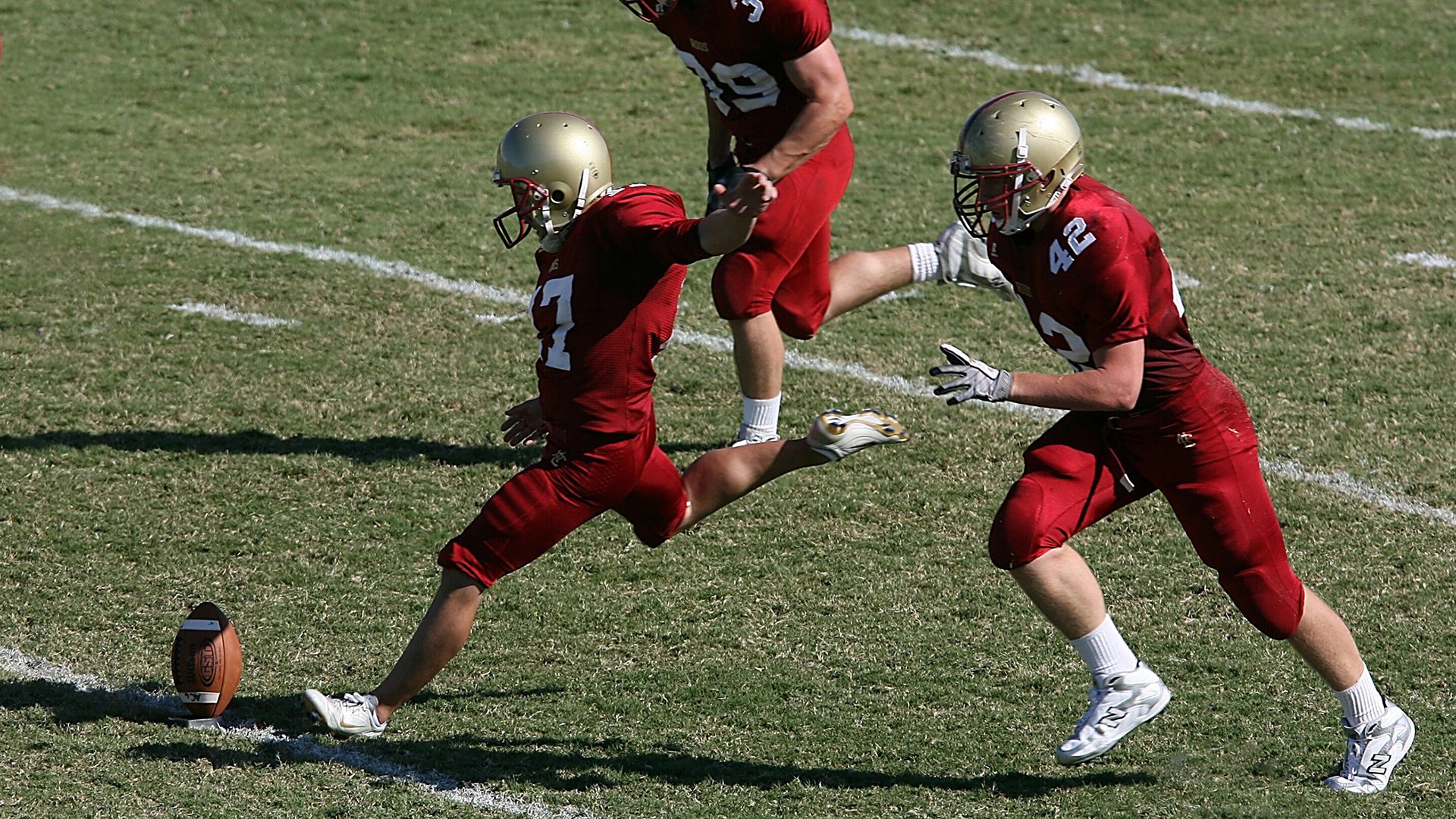 阿什拉夫点燃赛场,拜仁惊天逆转尤文,诠释足球的唯一性